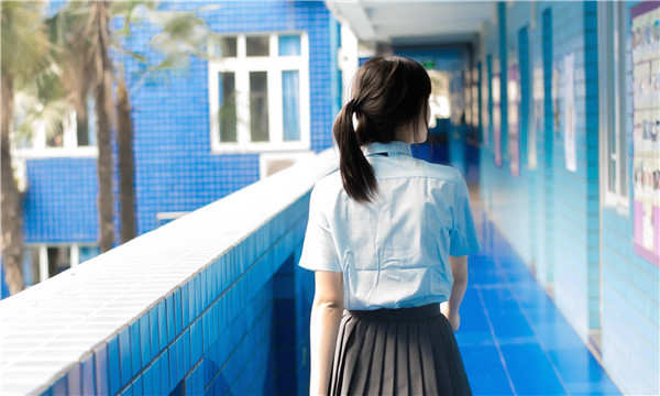 东澳镇如何找到一个可以帮助我生孩子的女人？